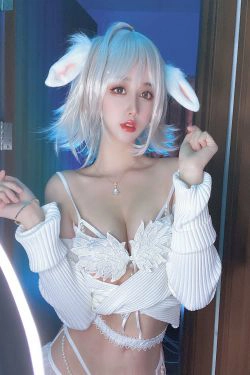 [COS福利] 斗鱼米线线sama写真 - 兔子小姐(52P)