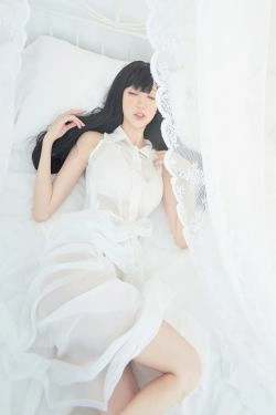 [COS福利] 周叽是可爱兔兔 - 恶魔姐姐(10P)