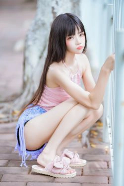 [COS福利] 桜桃喵 - 清新之独角兽(8P)