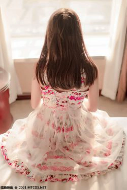 [喵糖映画] VOL.417 草莓裙子(27P)