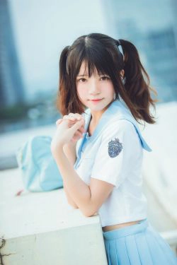 [COS福利] 桜桃喵 - 少女之微风轻轻起(19P)