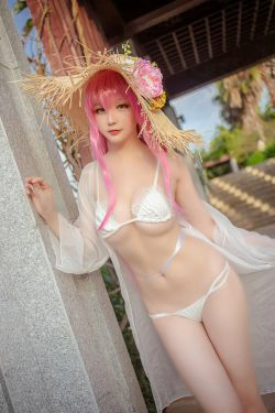 [COS福利] Coser小姐姐星之迟迟 - 絮库夫(25P)