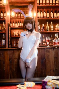 [COS福利] Coser小姐姐星之迟迟 - 加藤惠 兔女郎(40P)