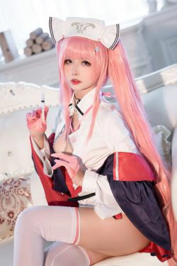 [COS福利] 微博妹子Momoko葵葵 - 英仙座(35P)