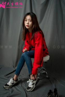 [大生模拍] NO.203 小碗 软萌少女(61P)