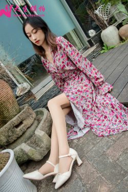 [大生模拍] NO.216 美美 纤细玉腿(43P)