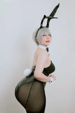 [网红COSER写真] Uy Uy - Uzaki Bunny Suit(24P)