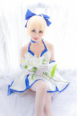 [网红COSER写真] 超人气Coser鳗鱼霏儿 - 青春女仆(19P)