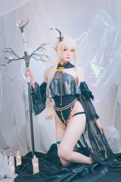 [网红COSER写真] 微博妹纸霜月shimo - 明日方舟 闪灵(17P)