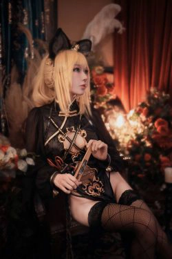 [网红COSER写真] 动漫博主阿包也是兔娘 - 只属于你旗袍(15P)