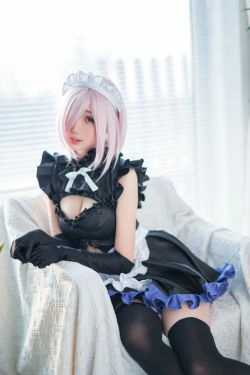 [网红COSER写真] 周叽是可爱兔兔 - 玛修(17P)