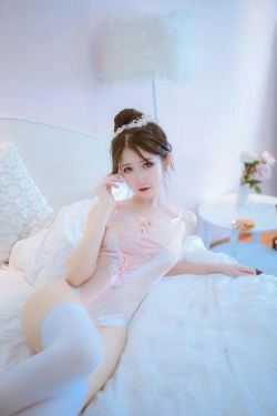 [网红COSER写真] 动漫博主阮邑_Fairy - 大象 粉色(35P)
