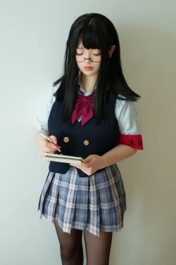 [网红COSER写真] NinJA阿寨寨 - 生徒会长(19P)