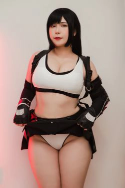 [网红COSER写真] Uy Uy - Tifa Lockhart(17P)