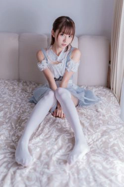 [网红COSER写真] 动漫博主Kitaro_绮太郎 - 白情女仆(40P)