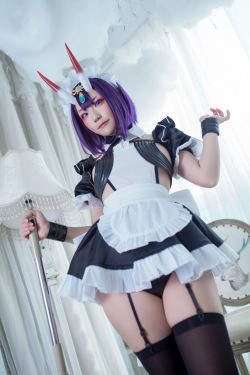 [网红COSER写真] 动漫博主Mime弥美 - 酒呑童子女仆(17P)
