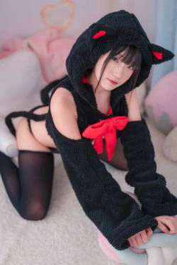 [网红COSER写真] 动漫博主Mime弥美 - 黑猫～咪咪～(22P)