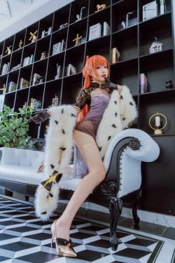 [网红COSER写真] 动漫博主封疆疆v - 君主(34P)