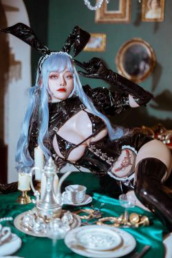 [网红COSER写真] 日本性感萝莉Byoru - Bunny Maid(25P)