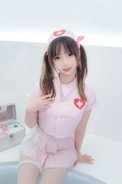 [网红COSER写真] 萝莉神楽板真冬 之心身バランス(150P)