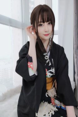 [网红COSER写真] Coser小姐姐白银 - 和服下的秘密(50P)