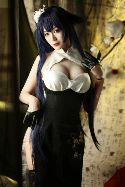 [网红COSER写真] 一米八的大梨子 - 吾妻(40P)