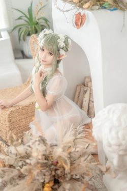 [网红COSER写真] 动漫博主蠢沫沫 - 尖耳国度 绿精灵(38P)