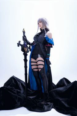 [网红COSER写真] Coser小姐姐星之迟迟 - 斯卡蒂(19P)