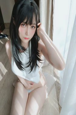 [网红COSER写真] Coser小姐姐白银 - 这诱人的毛衣(48P)