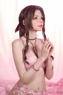 [网红COSER写真] Peach milky - Aerith Lingerie(30P)