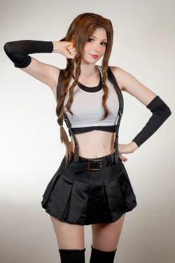 [网红COSER写真] Peach milky - Aerith Tifa Swap(66P)