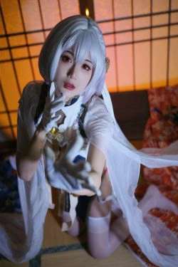 [网红COSER写真] 一米八的大梨子 - 天狼星(24P)