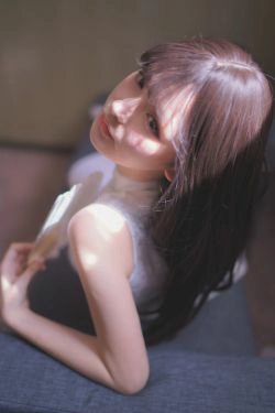 [网红COSER写真] 前羽_rr - 白丝旗袍(17P)