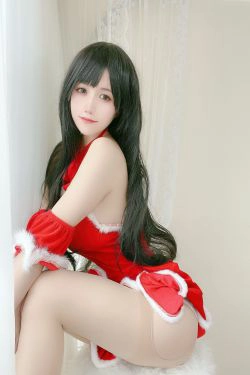 [网红COSER写真] 动漫博主小仓千代w - 红色圣诞礼物裙(23P)
