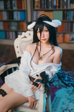[网红COSER写真] 芋圆侑子SJ_ - 雅儿贝德私服(20P)