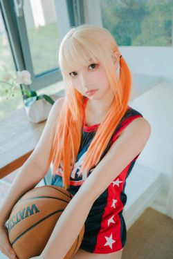 [网红COSER写真] 萝莉神楽板真冬 之 拉拉队少女(150P)