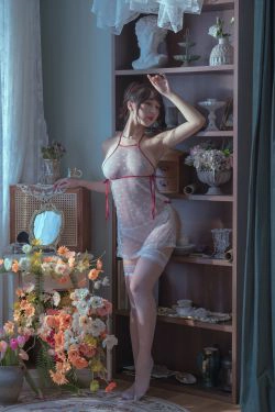 [福利COS] 云溪溪 - 人妻(39P)