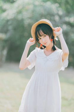 [福利COS] 萌系小姐姐木绵绵OwO - 夏日彩虹(29P)