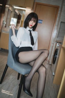 [福利COS] 许岚 - OL制服(41P)