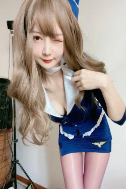 [福利COS] 51酱 - 蓝色制服装(35P)