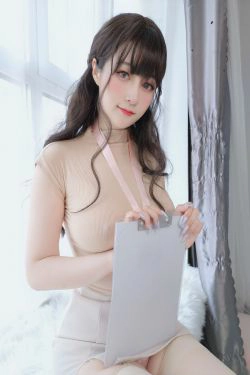 [福利COS] Coser小姐姐白银 - 仕事中の後輩(22P)