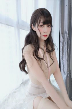 [福利COS] Coser小姐姐白银 - 会社の後輩(19P)