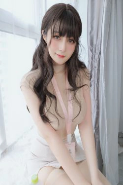 [福利COS] Coser小姐姐白银 - 水を飲みますか、先輩(22P)