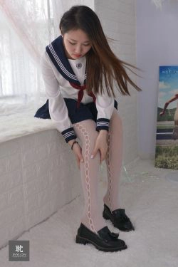 [IESS普惠集] 223 模特阿馨 《奇装异服的阿馨》(84P)