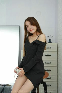 [IESS异思趣向]  模特：婉苹《性感露肩短裙》(94P)