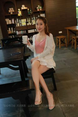 [IESS异思趣向]  模特：小婕《俏皮小白裙》(90P)