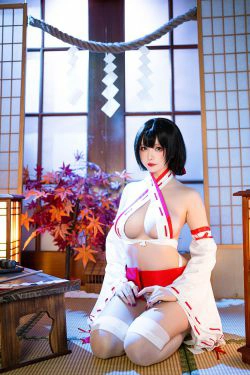 [福利COS] Coser小姐姐星之迟迟 - 新春巫女(60P)