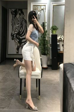 [福利COS] 丝足博主麋鹿_Monroe 2020.05.28 情趣自拍(20P)