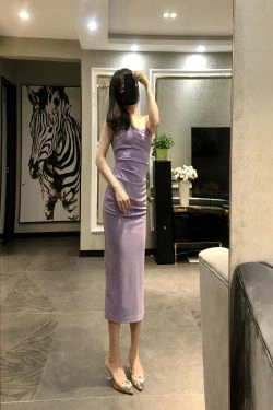 [福利COS] 丝足博主麋鹿_Monroe 2020.06.16 温柔一击(31P)
