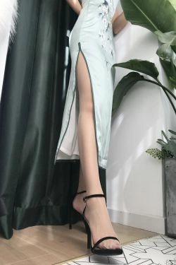 [福利COS] 安乔乔儿(Nia乔乔) No.017 安乔乔儿 黑丝旗袍(110P)